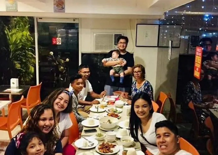 Stone House Hotel Pasay