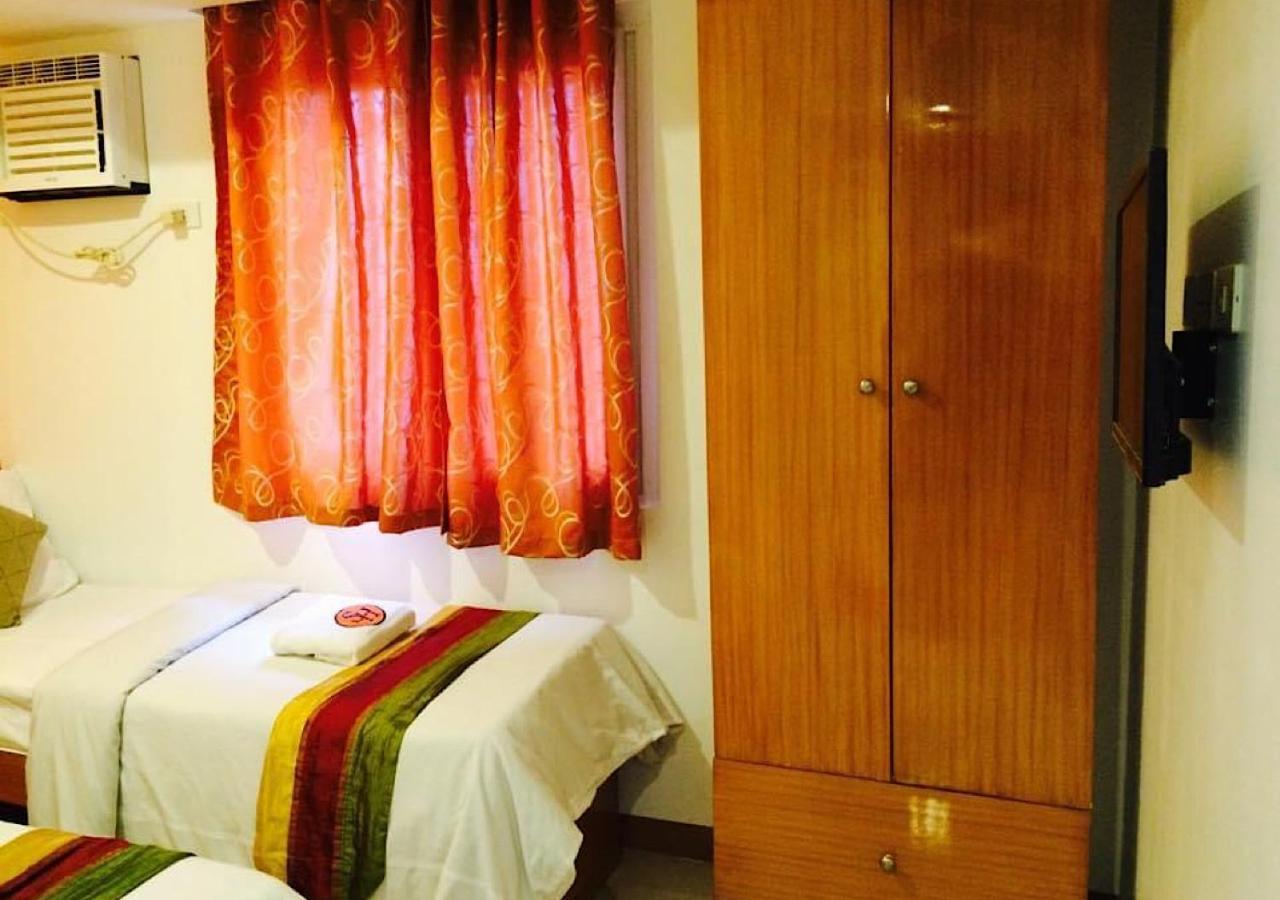 Hotel Stone House Pasay