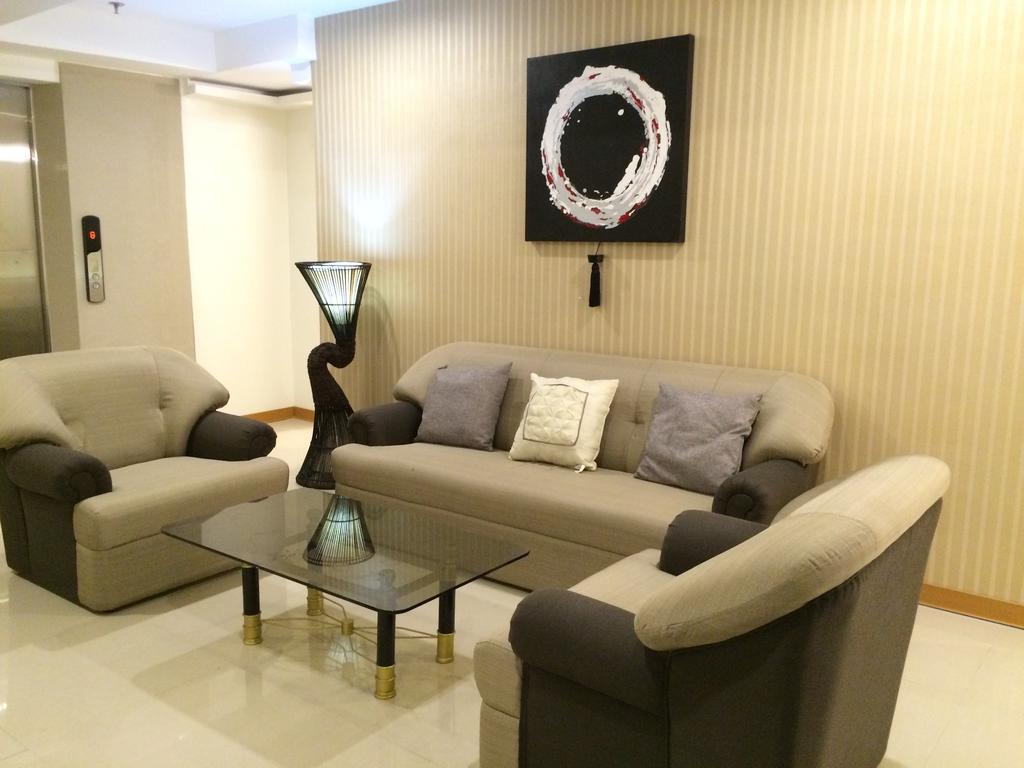 Stone House Pasay 2* Pasay