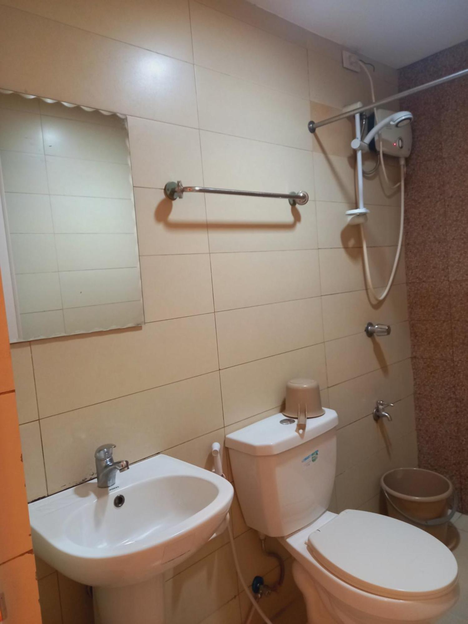 Stone House Pasay Hotel